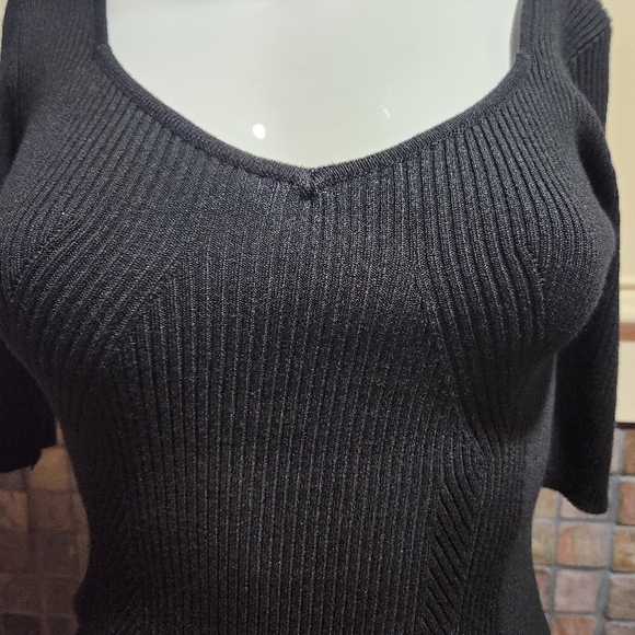 Philosophy Black Women's Sweater NWOT - Picture 2 of 5